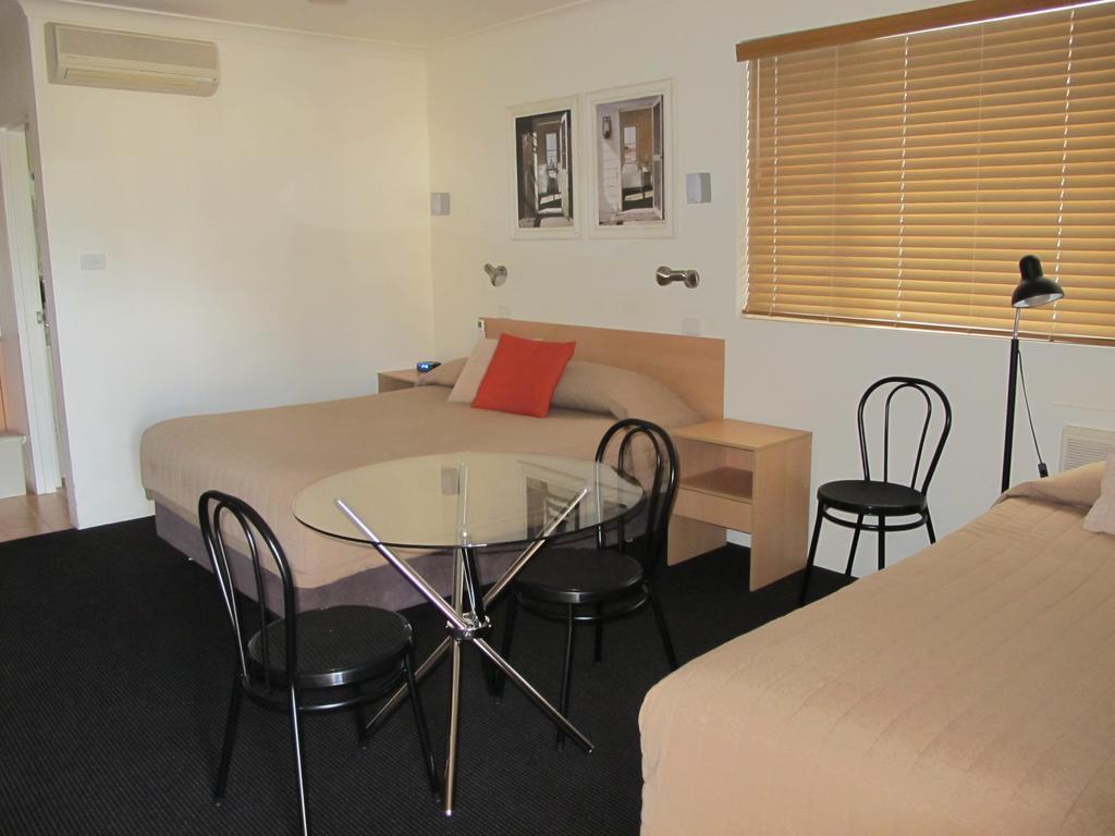 Aston Hill Motor Lodge Port Macquarie Dış mekan fotoğraf