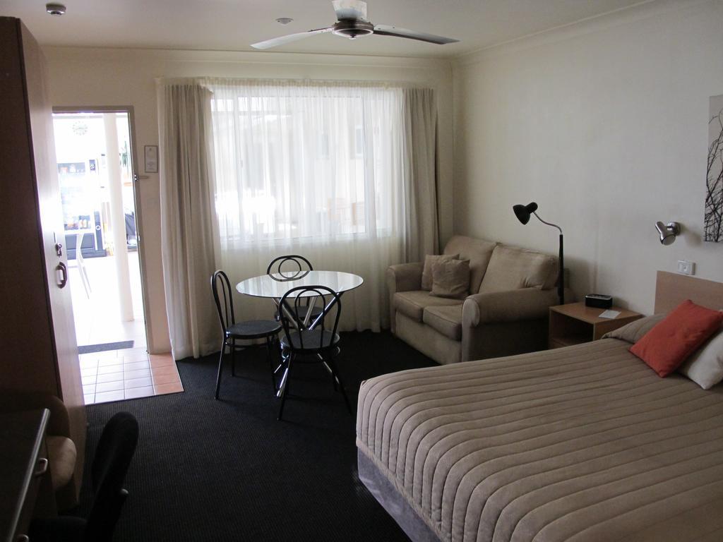 Aston Hill Motor Lodge Port Macquarie Dış mekan fotoğraf